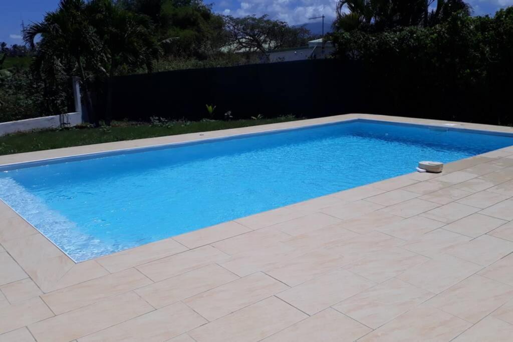 F2 Zen & Green - Piscine Et Confort Baie-Mahault Exteriér fotografie